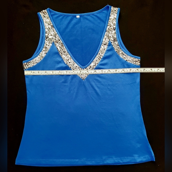 ♦️Sleeveless, Cobalt Blue Top w/sequin detail around neck♦️ - Picture 4 of 5